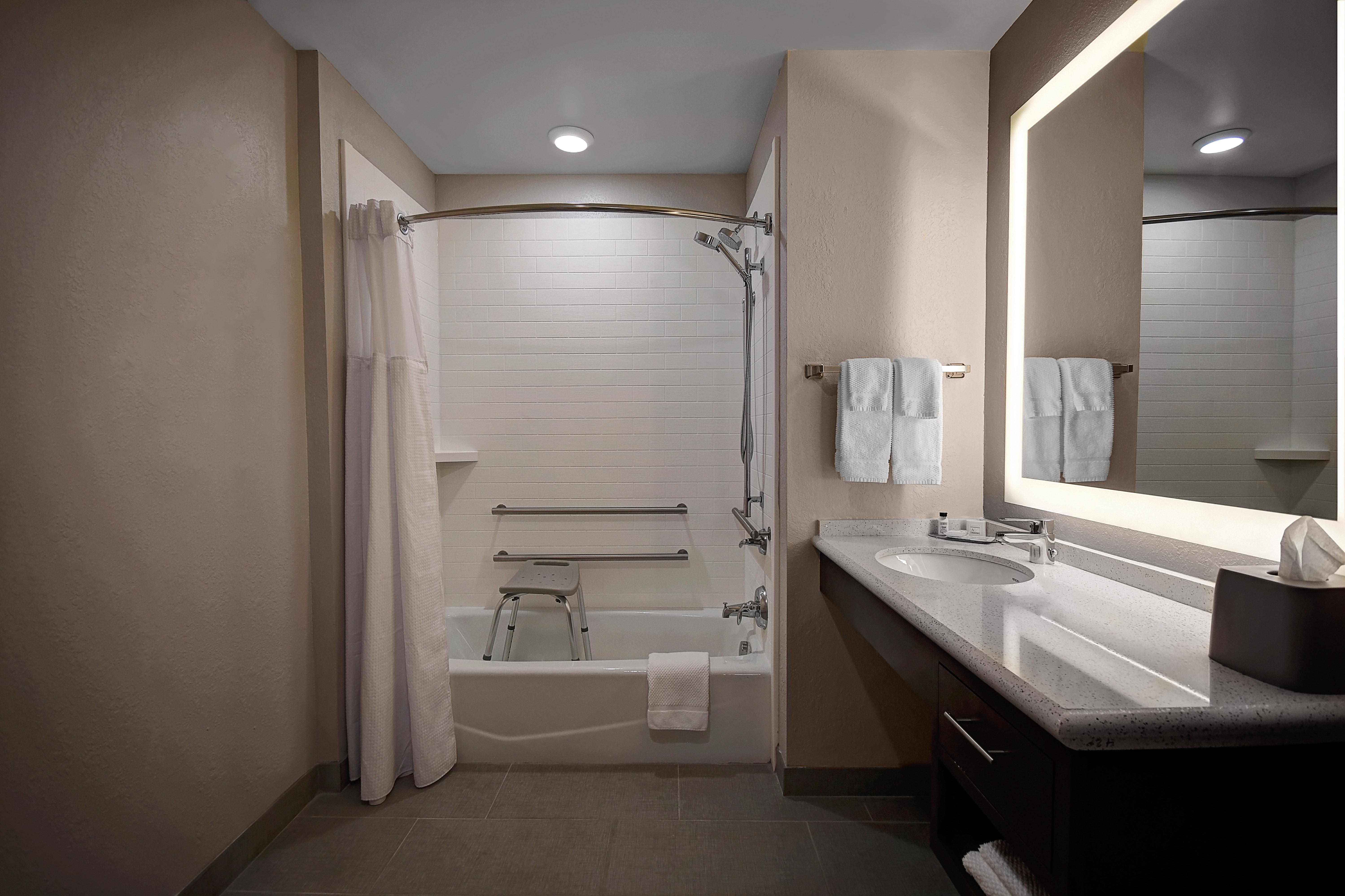 Staybridge Suites - Holland By Ihg Luaran gambar