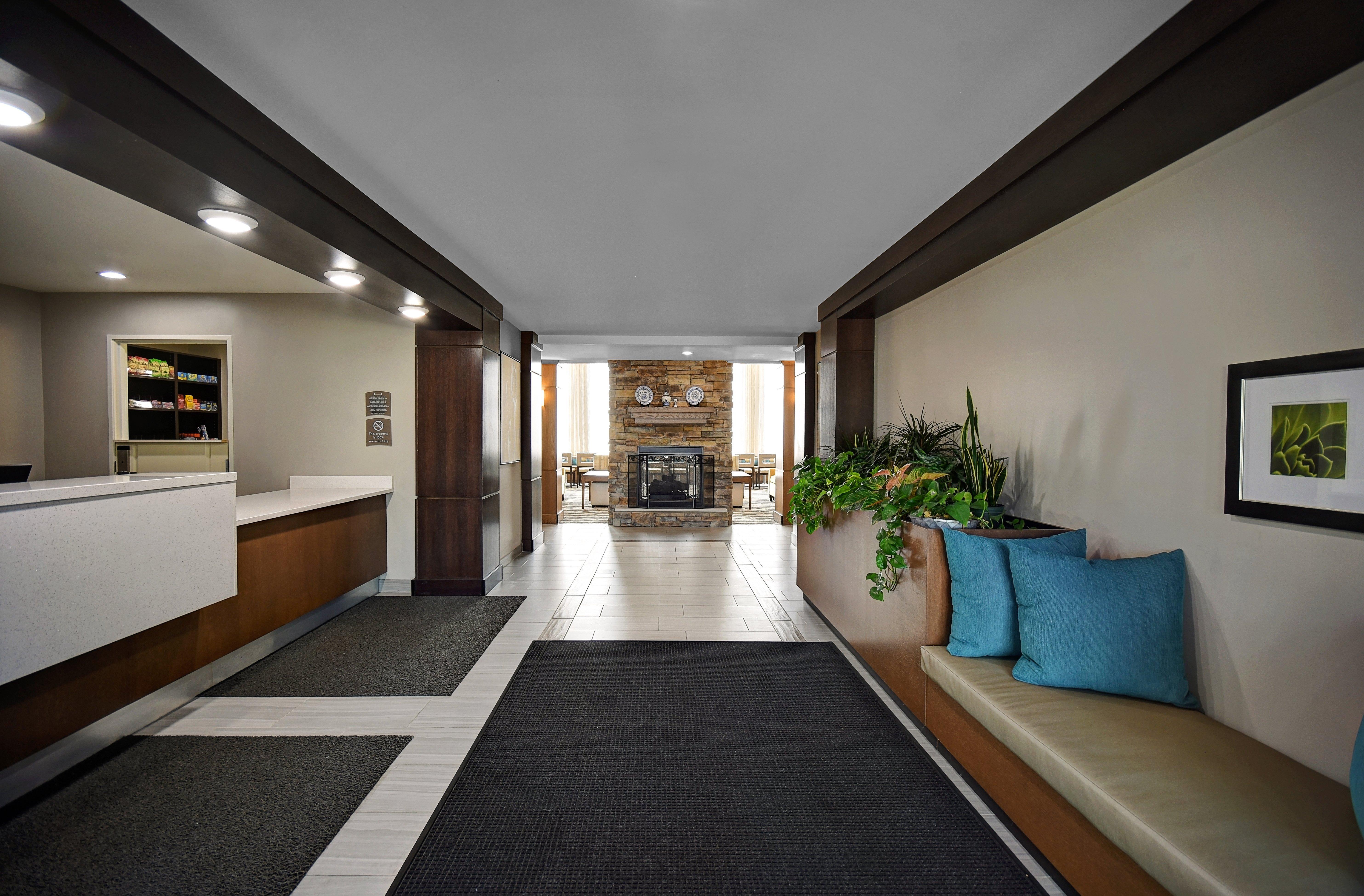 Staybridge Suites - Holland By Ihg Luaran gambar
