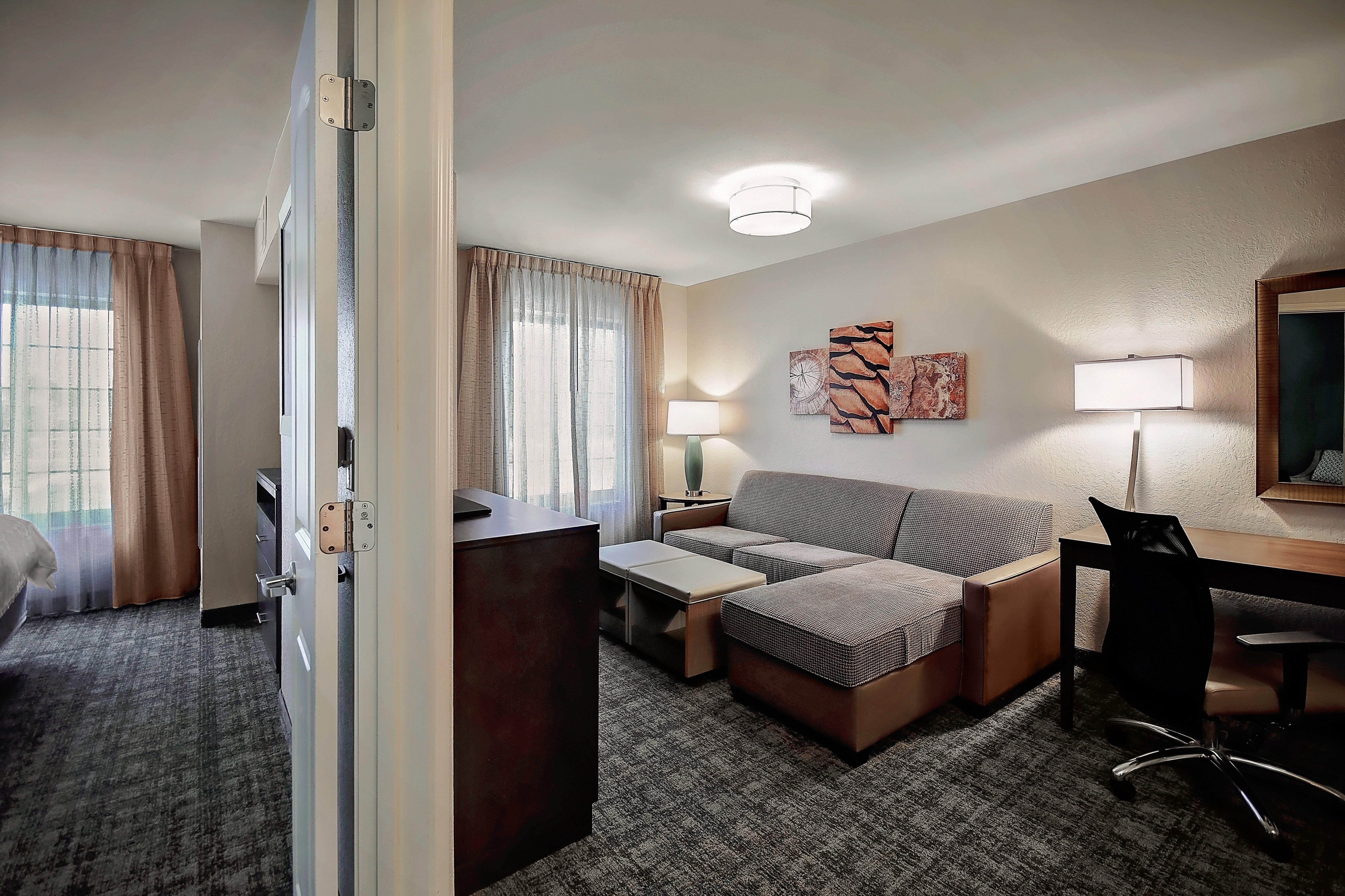 Staybridge Suites - Holland By Ihg Luaran gambar