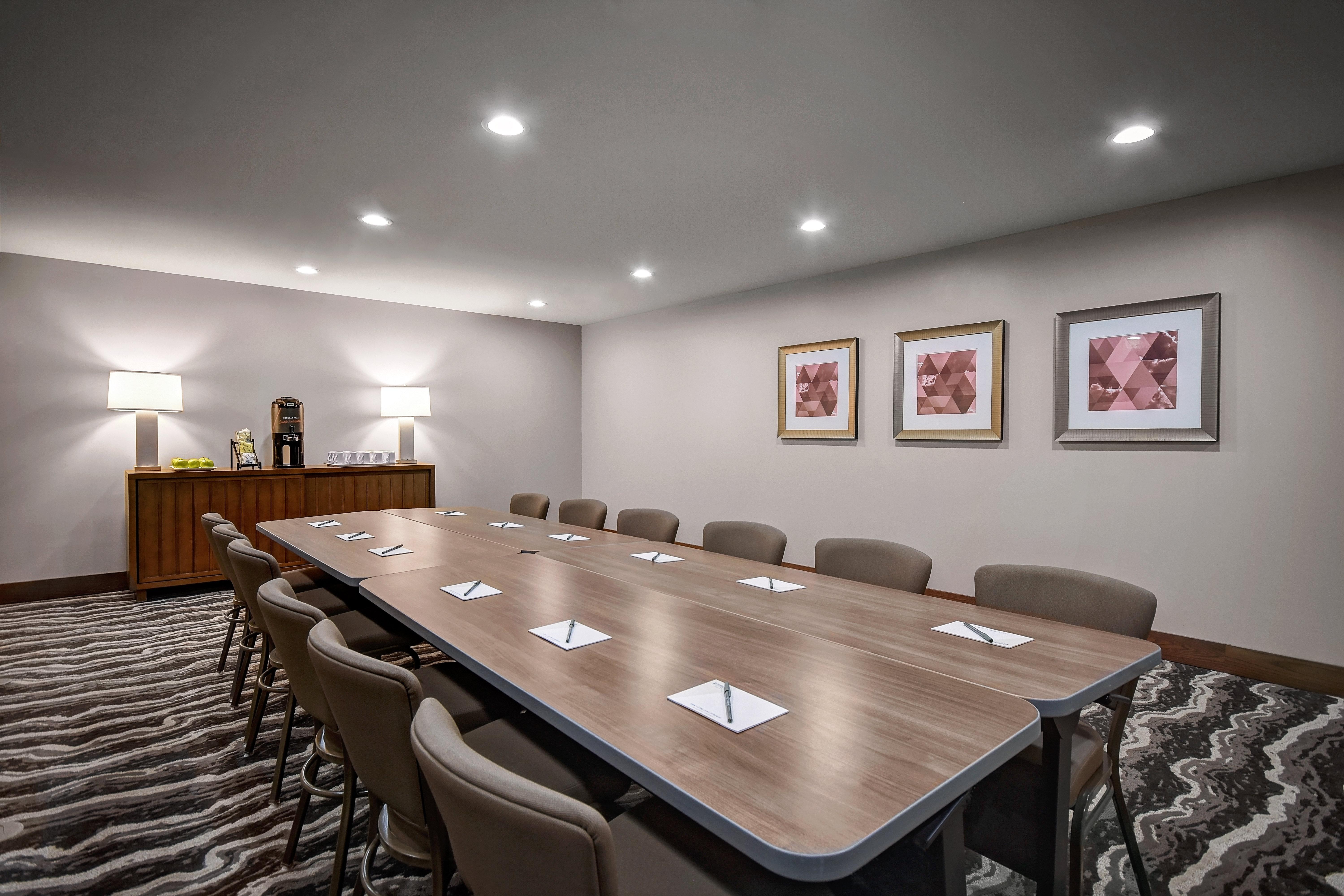 Staybridge Suites - Holland By Ihg Luaran gambar